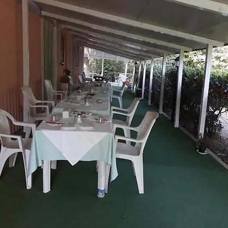 Agriturismo Il Rifugio Dell'ape * セニガッリア